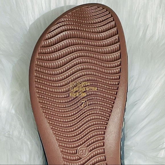 Italina Navy Blue Woven Pom Floral Rosette Padded Slide In Mule Sandal 10 - Picture 3 of 5